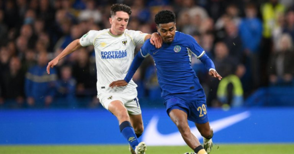 Ian-Maatsen-in-footbal-match